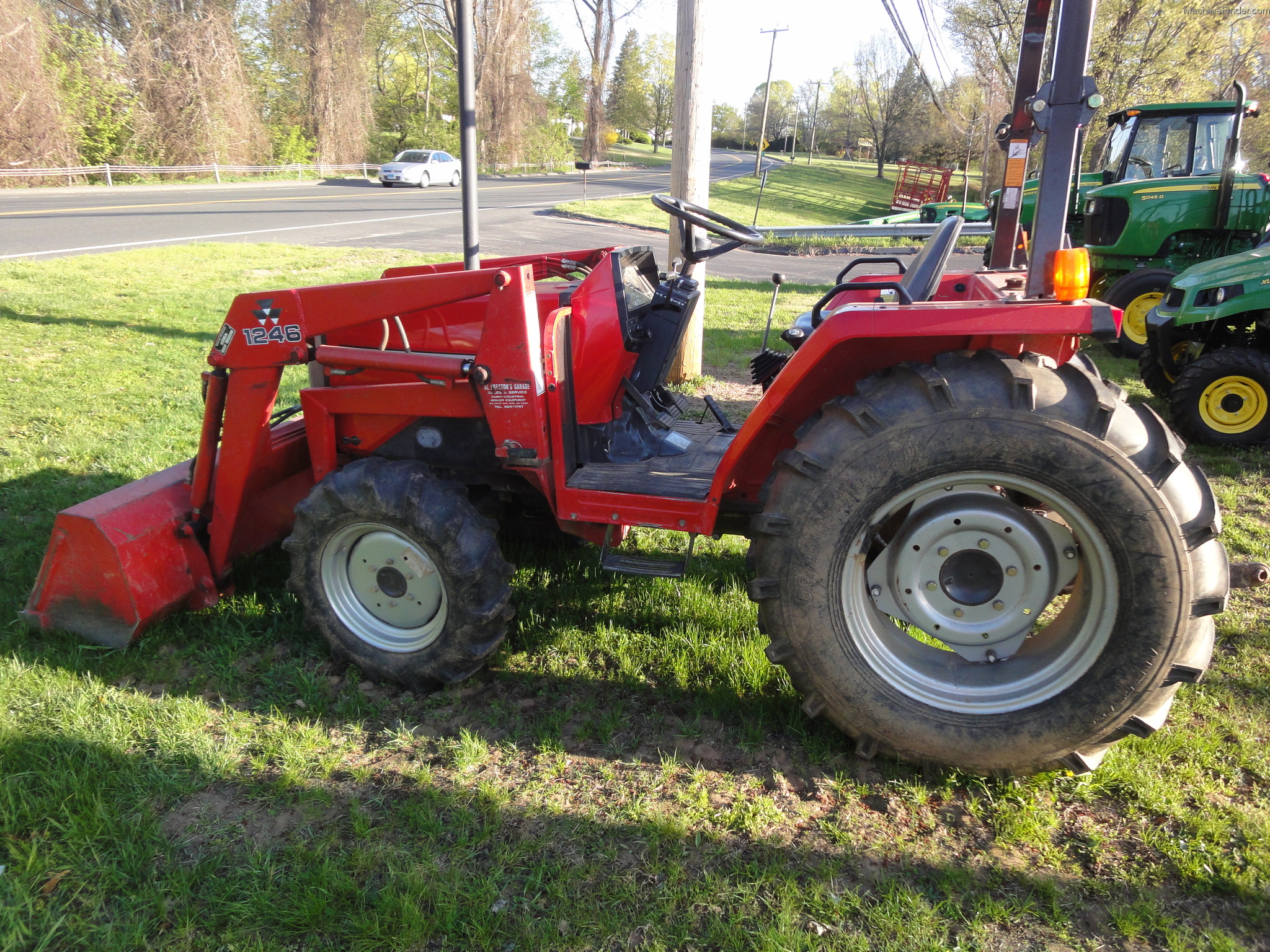 1995 Massey Ferguson 1260 Tractors Compact 1 40hp John Deere