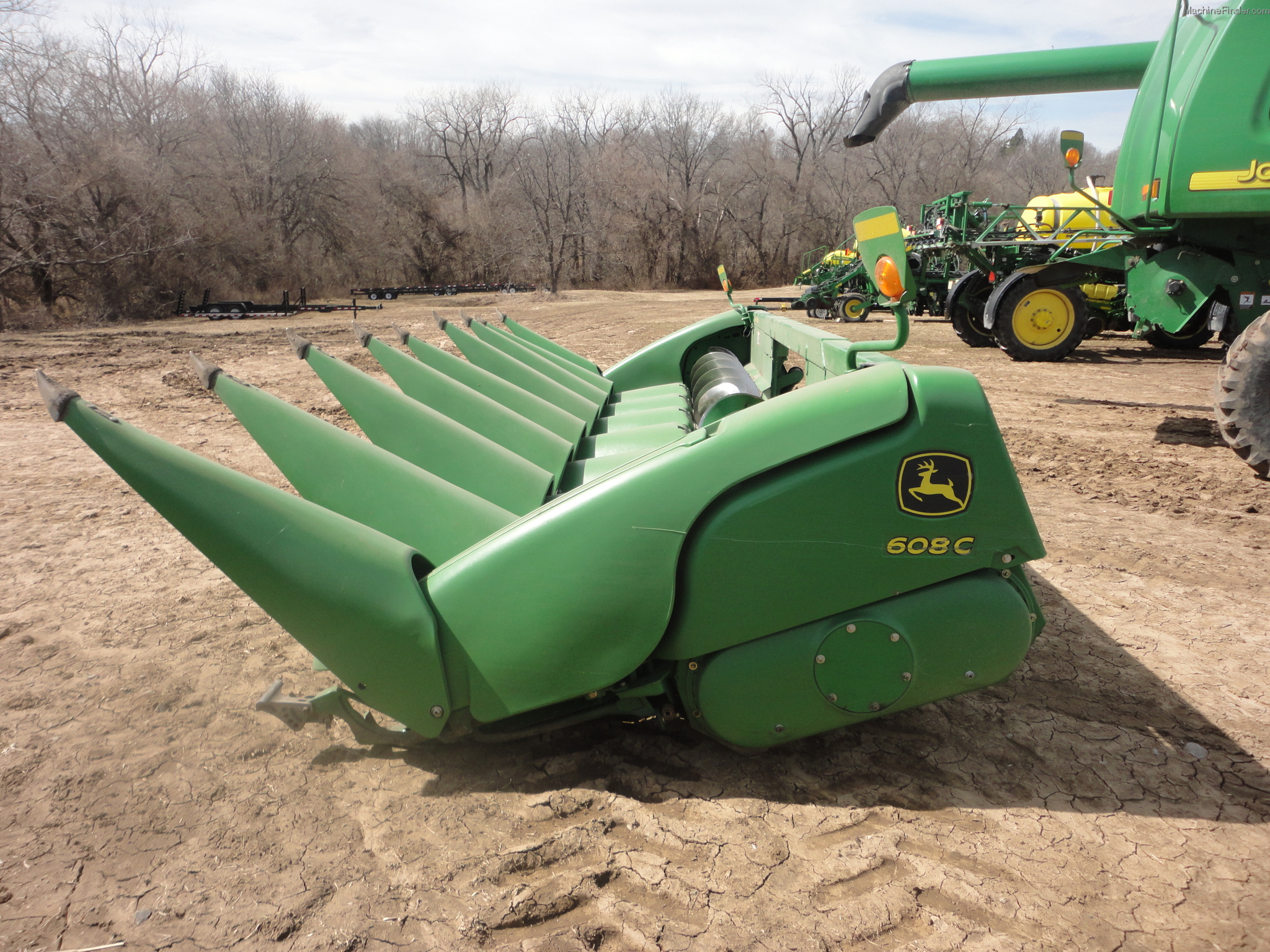 2009 John Deere 608C Combine Corn & Row Crop Headers John Deere