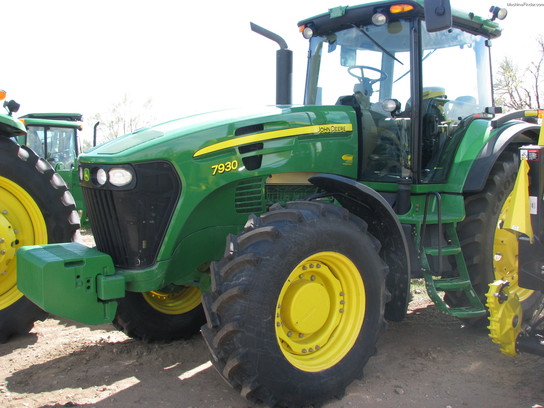 2010 John Deere 7930