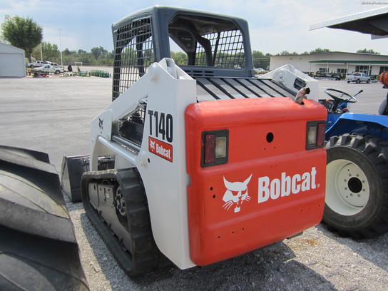 2008 Bobcat T140