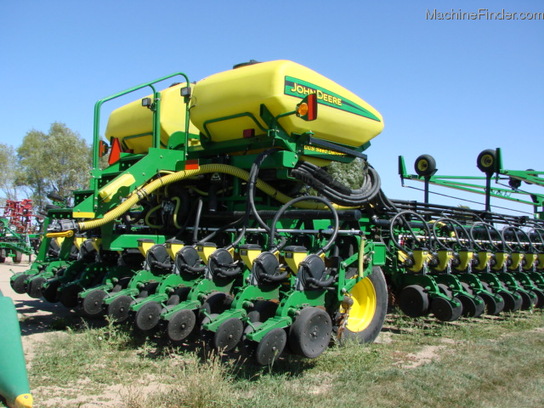 2007 John Deere DB88