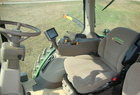 2011 John Deere 8260R