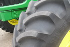 2012 John Deere 7230
