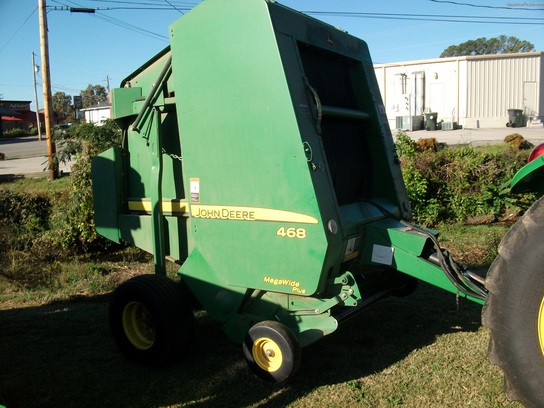 2007 John Deere 468