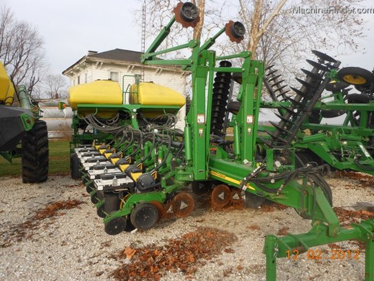 2004 John Deere 1770NT