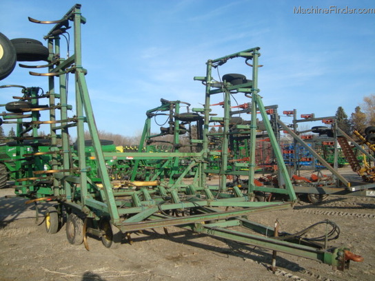  John Deere 1610