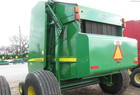 2010 John Deere 568