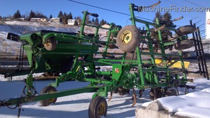 2012 John Deere 2410