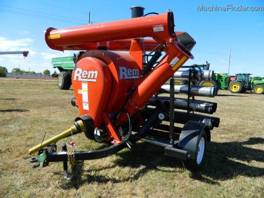 2011 Rem 2700 GRAIN VAC