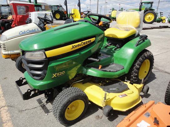 2007 John Deere X520