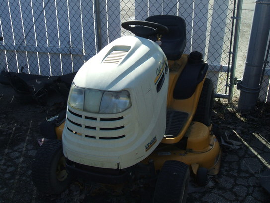  Cub Cadet LT 1050