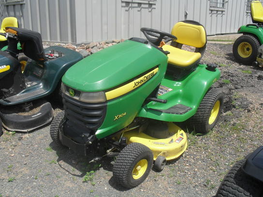 2008 John Deere X304