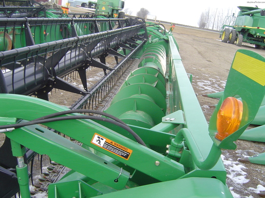 2011 John Deere 630F