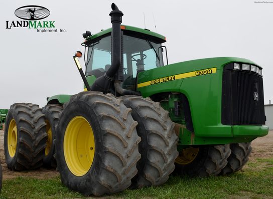 1999 John Deere 9300