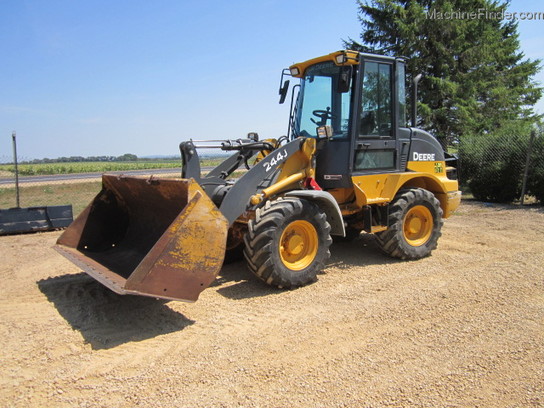 2009 John Deere 244J