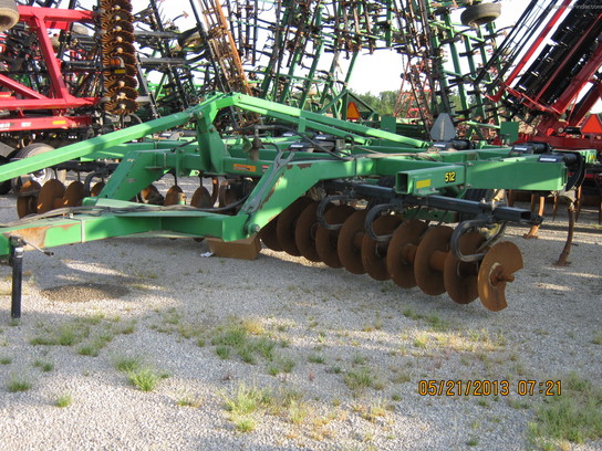 2000 John Deere 512