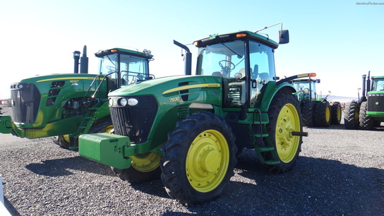2008 John Deere 7930