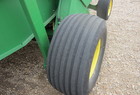 1996 John Deere 566
