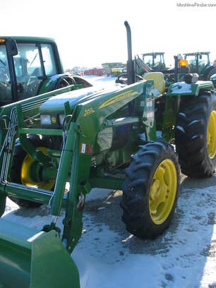 2010 John Deere 5075E