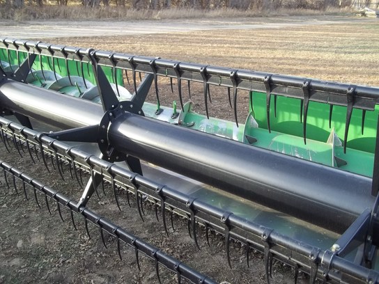 2004 John Deere 635F