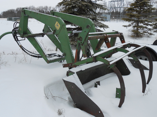  John Deere 48