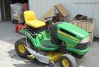 2010 John Deere LA145 LAWN MOWER