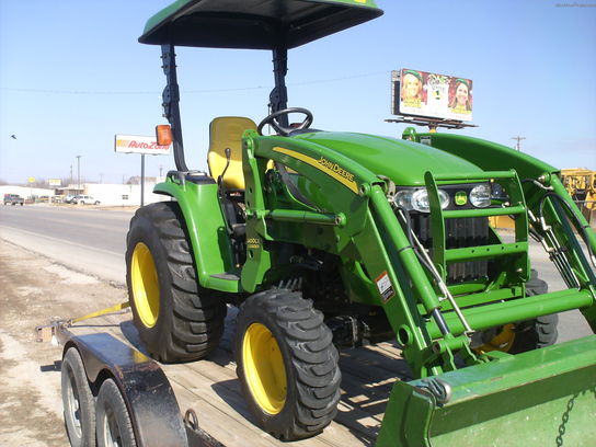 2006 John Deere 3520