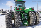 2004 John Deere 9220