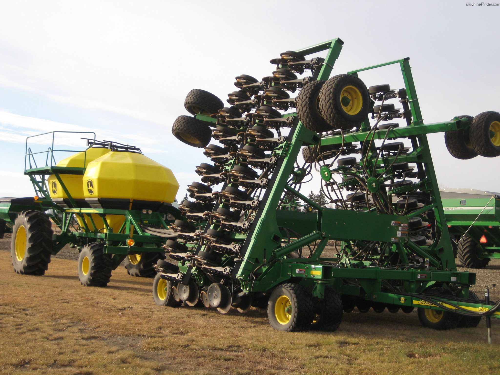 2009 John Deere 1890 Planting & Seeding Air Drills & Seeders John