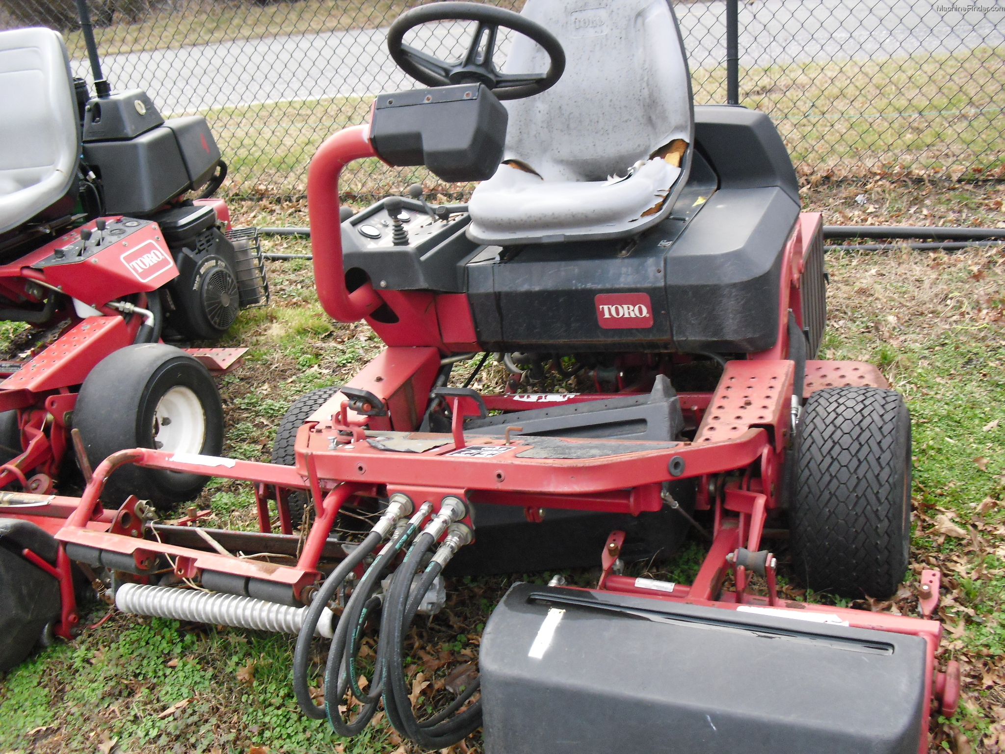 Toro 3200D Golf & Turf Equipment John Deere MachineFinder