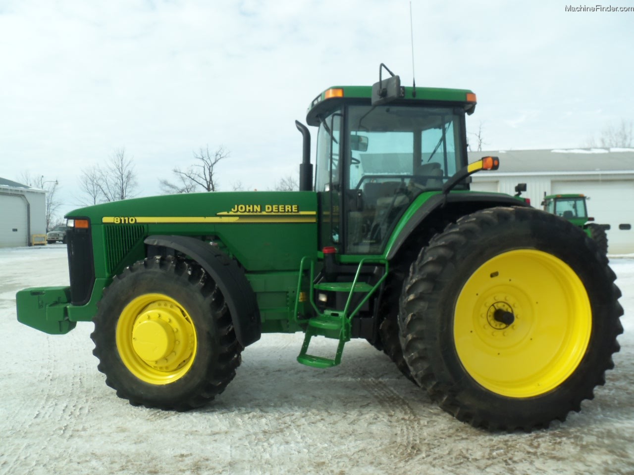 2001 John Deere 8110 Tractors Row Crop (+100hp) John Deere