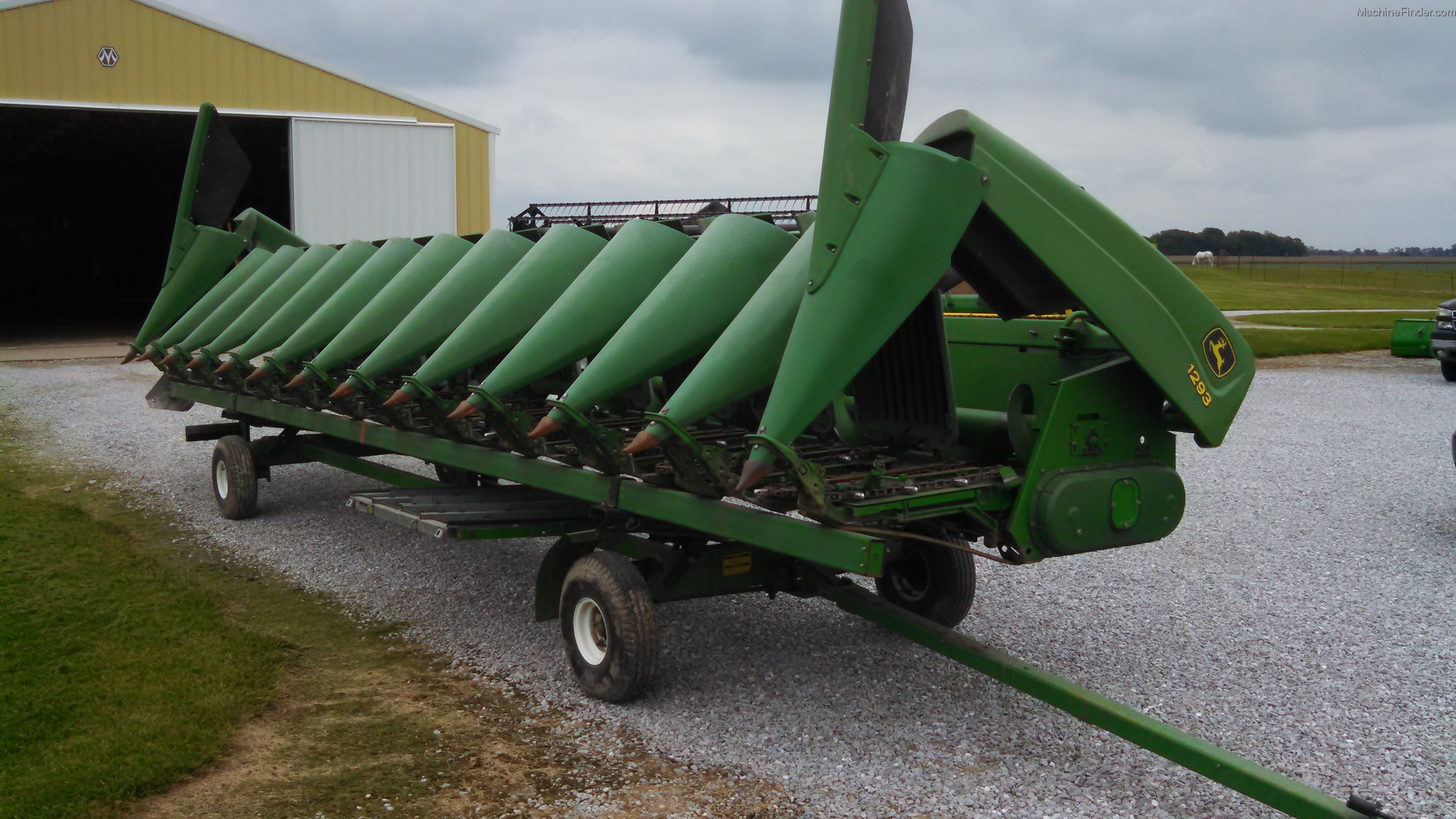 2006 John Deere 1293 Combine Corn & Row Crop Headers John Deere
