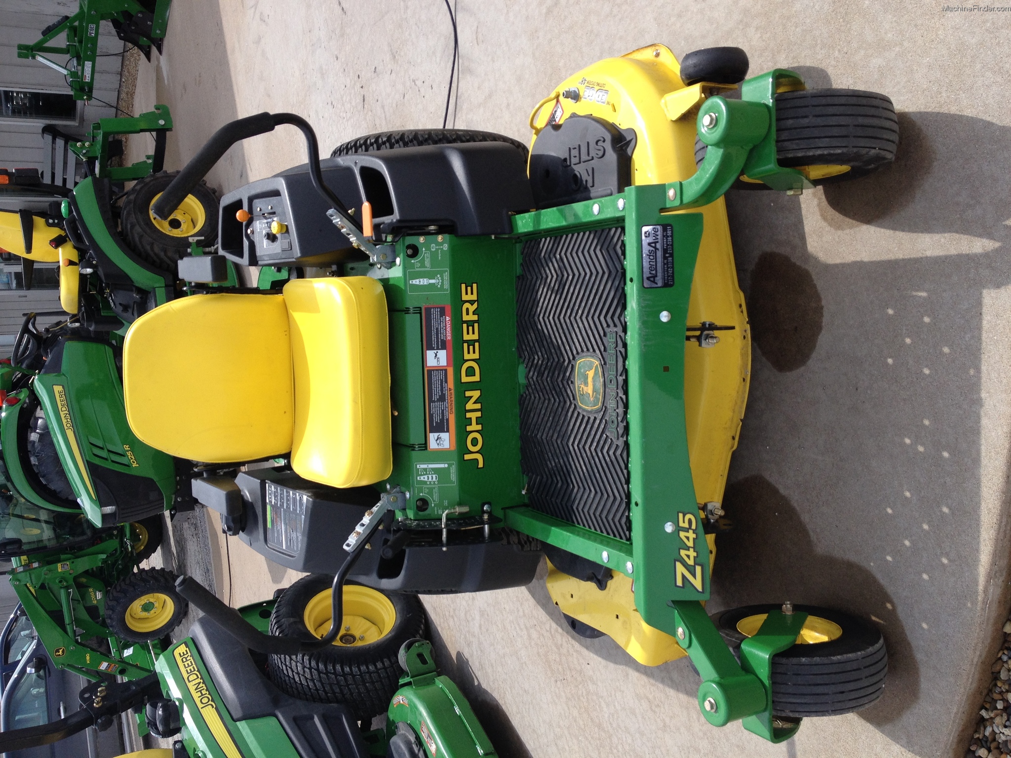 2011 John Deere Z445 Lawn & Garden and Commercial Mowing John Deere