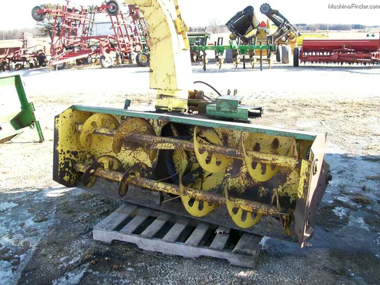  John Deere 270