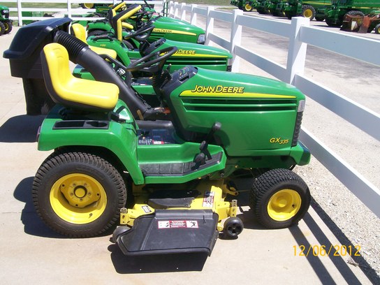 John Deere GX335