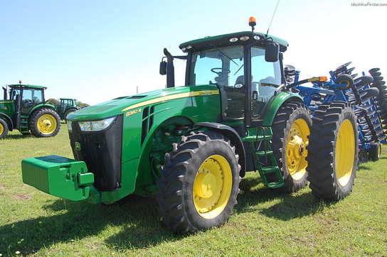2011 John Deere 8360R