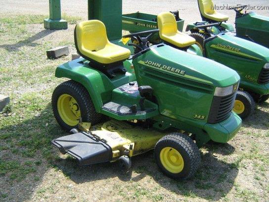 2001 John Deere 345
