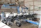 1999 Kinze 2210