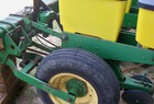 2005 John Deere 1700