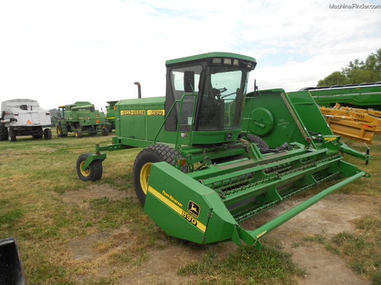 2001 John Deere 4890