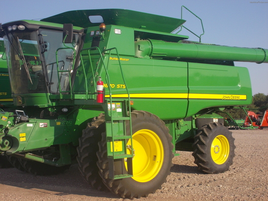 2010 John Deere 9870