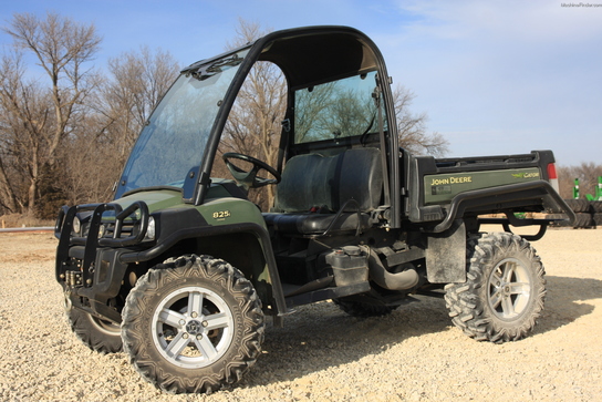 2011 John Deere XUV 825I OLIVE