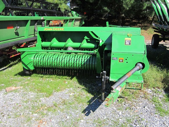 2004 John Deere 328