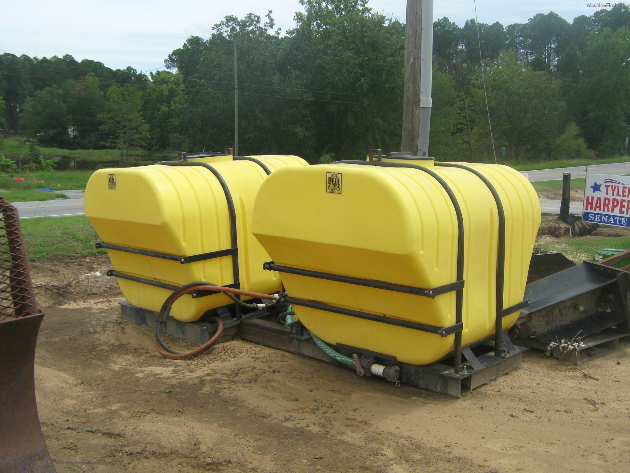 Bell 1000 GALLON TANKS Sprayers John Deere MachineFinder