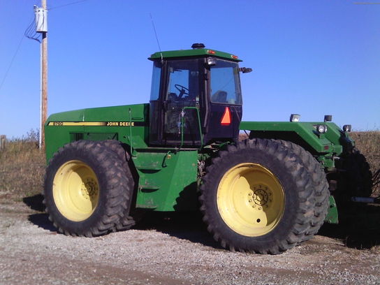 1990 John Deere 8760