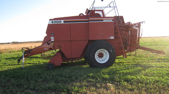 1998 Hesston 4900