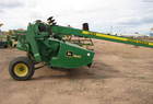  John Deere 945