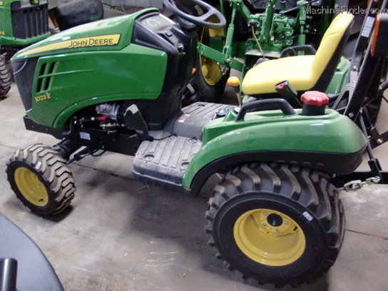 2012 John Deere 1023E