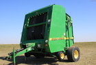 1998 John Deere 566