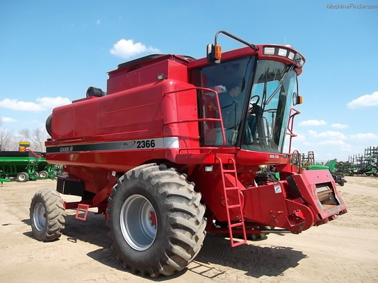 2001 Case IH 2366